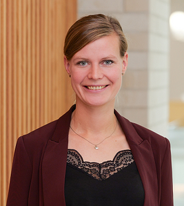 Portrait von Dr. Julia Kroh